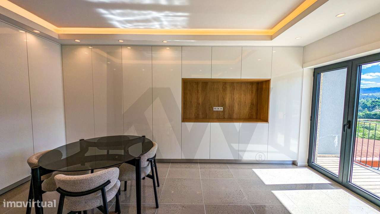 Moradia nova T4+2 Mobilada com Vista Montanha em Lordelo – Vila Real-15