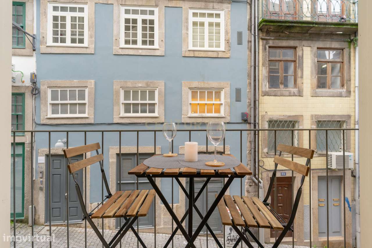 Apartamento Mobilado e Equipado com Licença de Alojamento Local na Bai - Grande imagem: 3/36