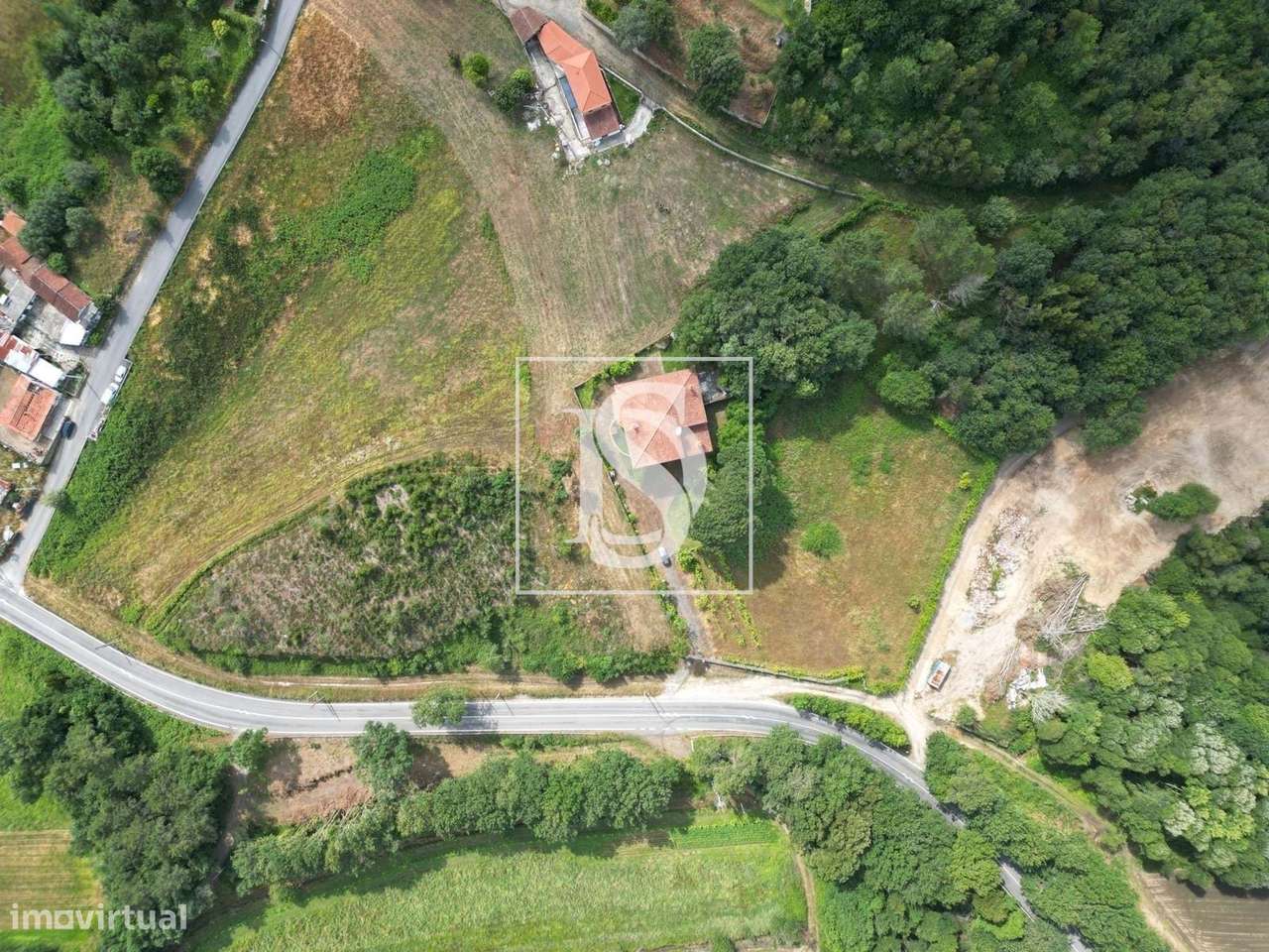 Moradia com 6.160 m² de terreno – Viana do Castelo-38