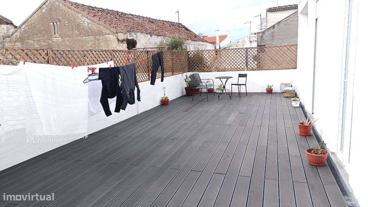 Prédio/Misto no Centro do Montijo-33