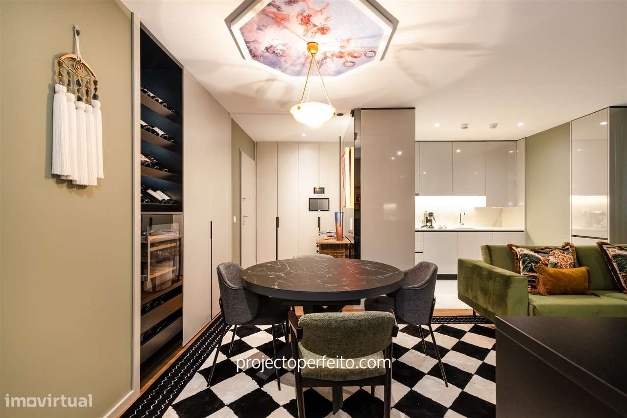 Apartamento T2 para venda em Espinho, vendido completamente mobilado e - Grande imagem: 1/28