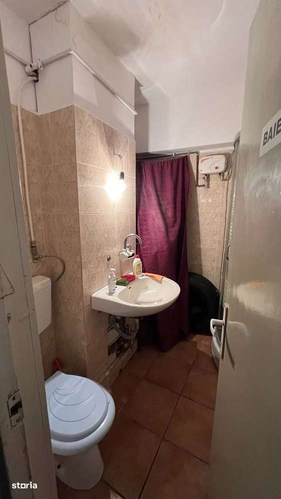 Vand spatiu comercial cu vad foarte bun in Sighisoara. - Imagine principală: 5/6