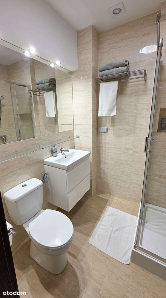 Metro Racławicka. Po remoncie. Bezpośrednio - Pełny obrazek: 4/14