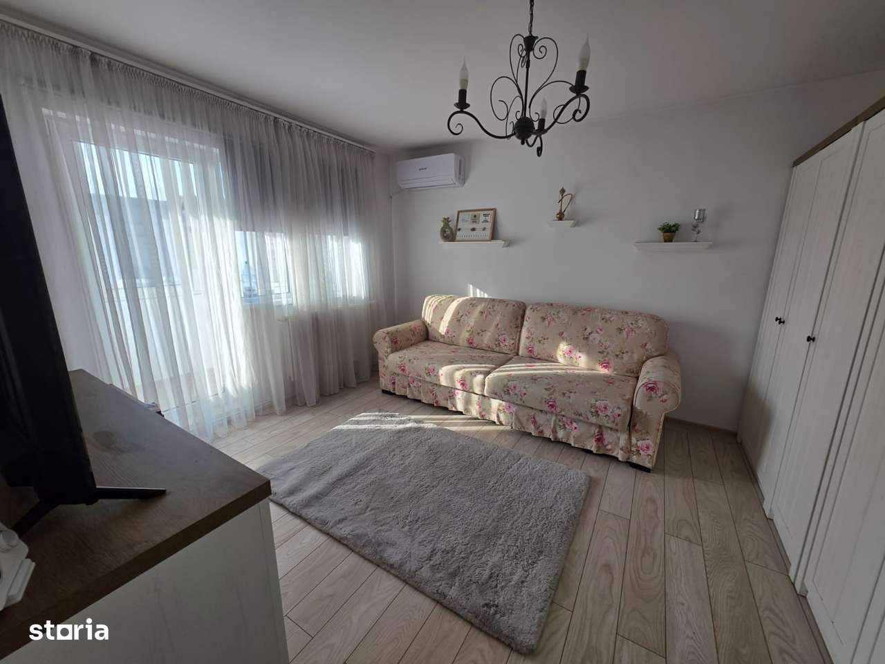 Chirie garsoniera Mioveni - Imagine principală: 1/9