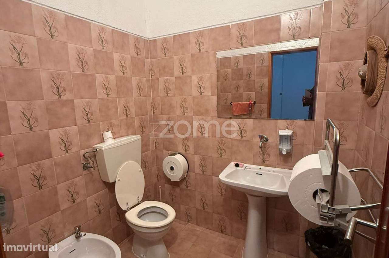 Armazém com 600 m² – 2 Pisos, Escritórios e Excelentes Acessos-27