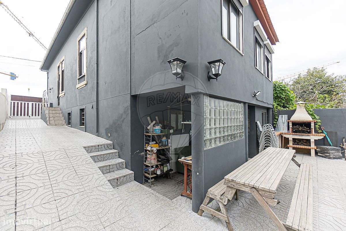 Moradia T2 para venda-45