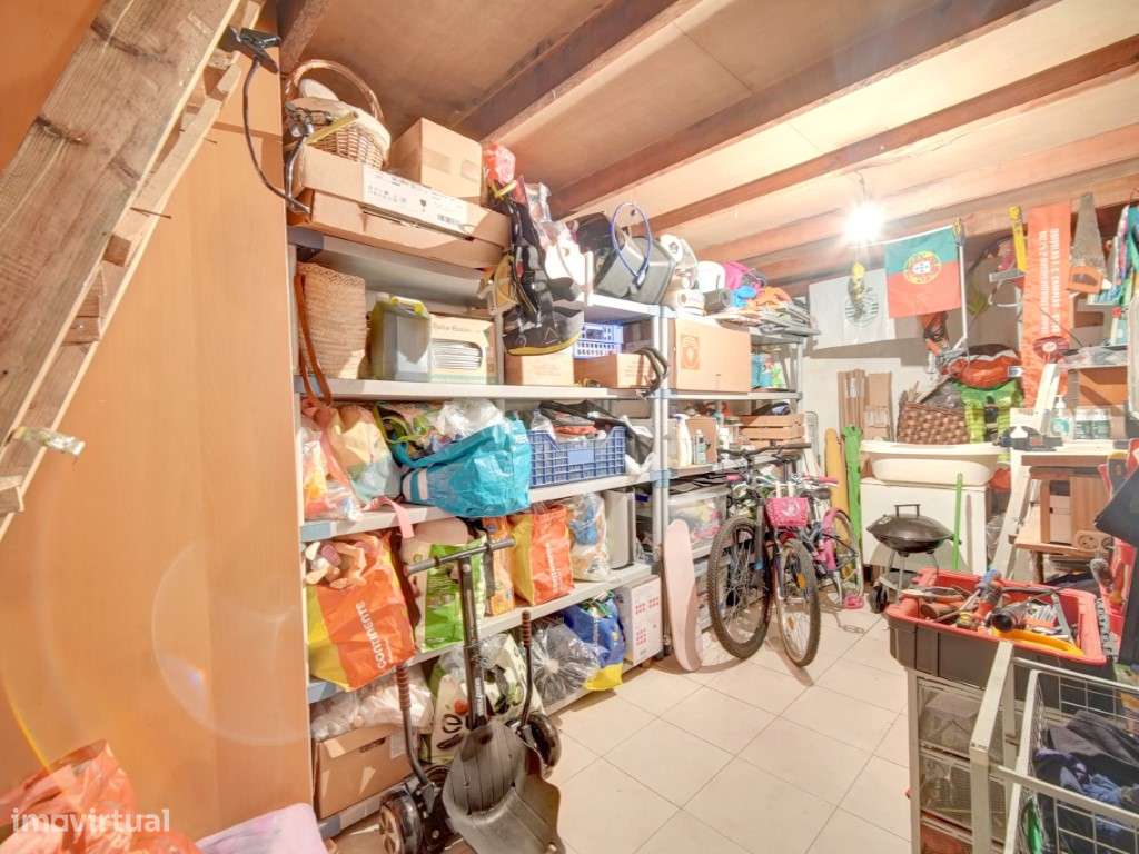 Apartamento T2 com Garagem e Arrecadação - Espaço, Conforto e Exclu...-23