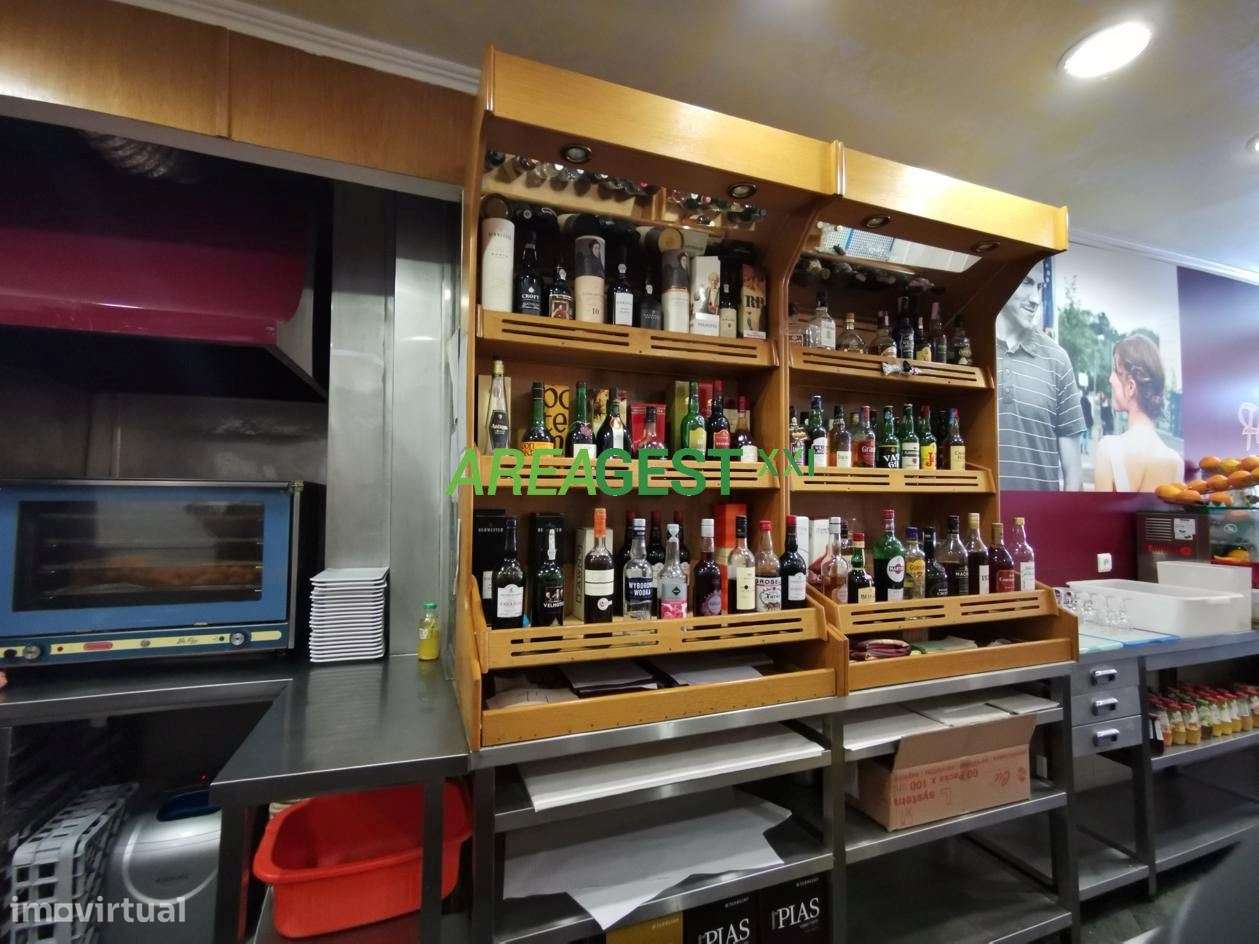 Loja para venda localizada em Vila Franca de Xira - Grande imagem: 5/23