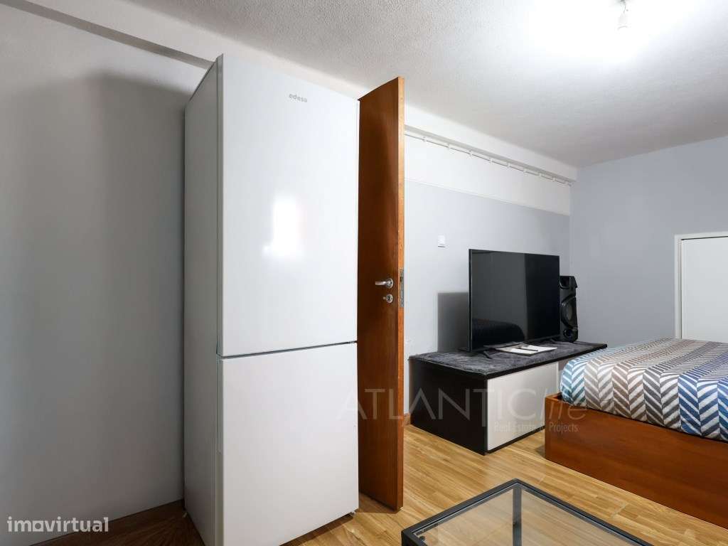 Moradia T6 em Monte Abraão-38