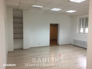 Lokal obok Rynku, ul. Cybulskiego, 42m2,