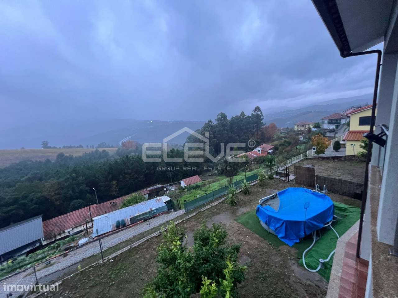 Excelente Moradia T3 Mondim Basto Renovada-17