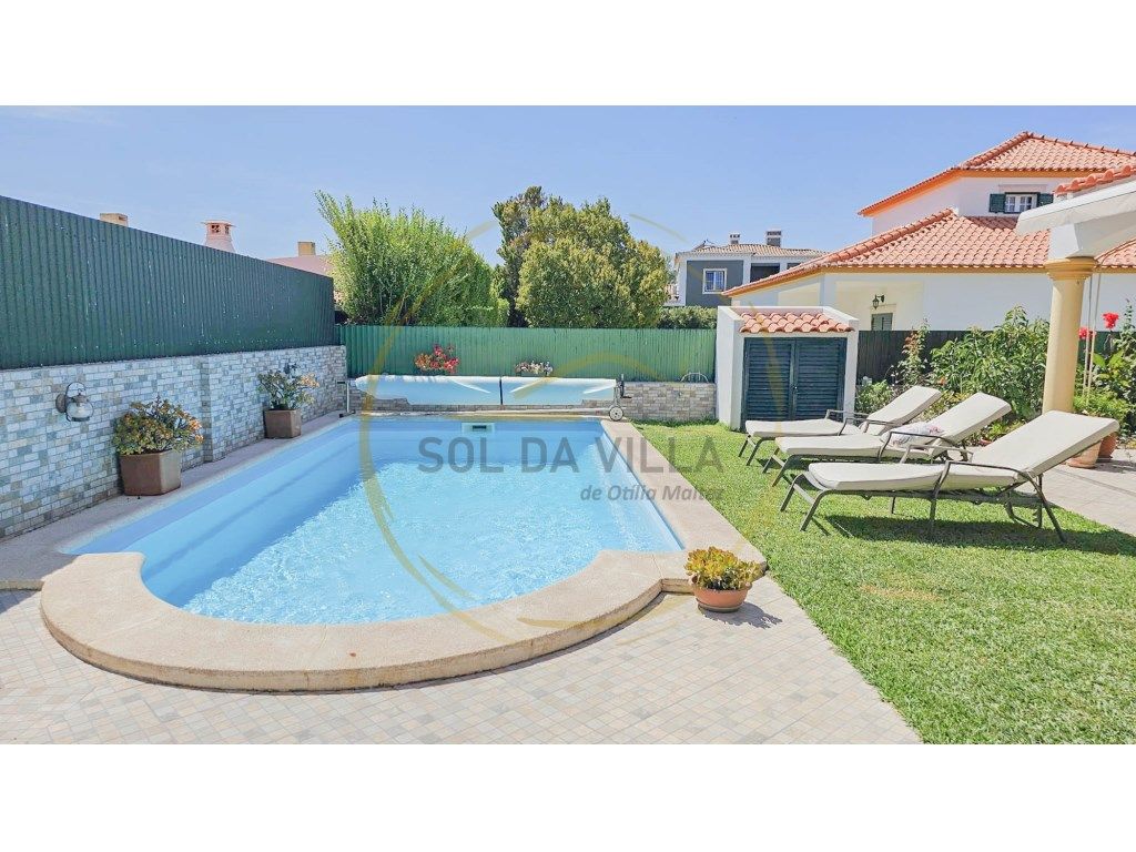 Moradia Isolada T4 em Azeitão 663.000€