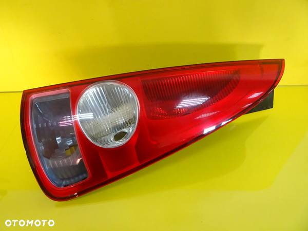 LAMPA PRAWY TYŁ RENAULT ESPACE IV 02-06 8200027152 NR491 - 2