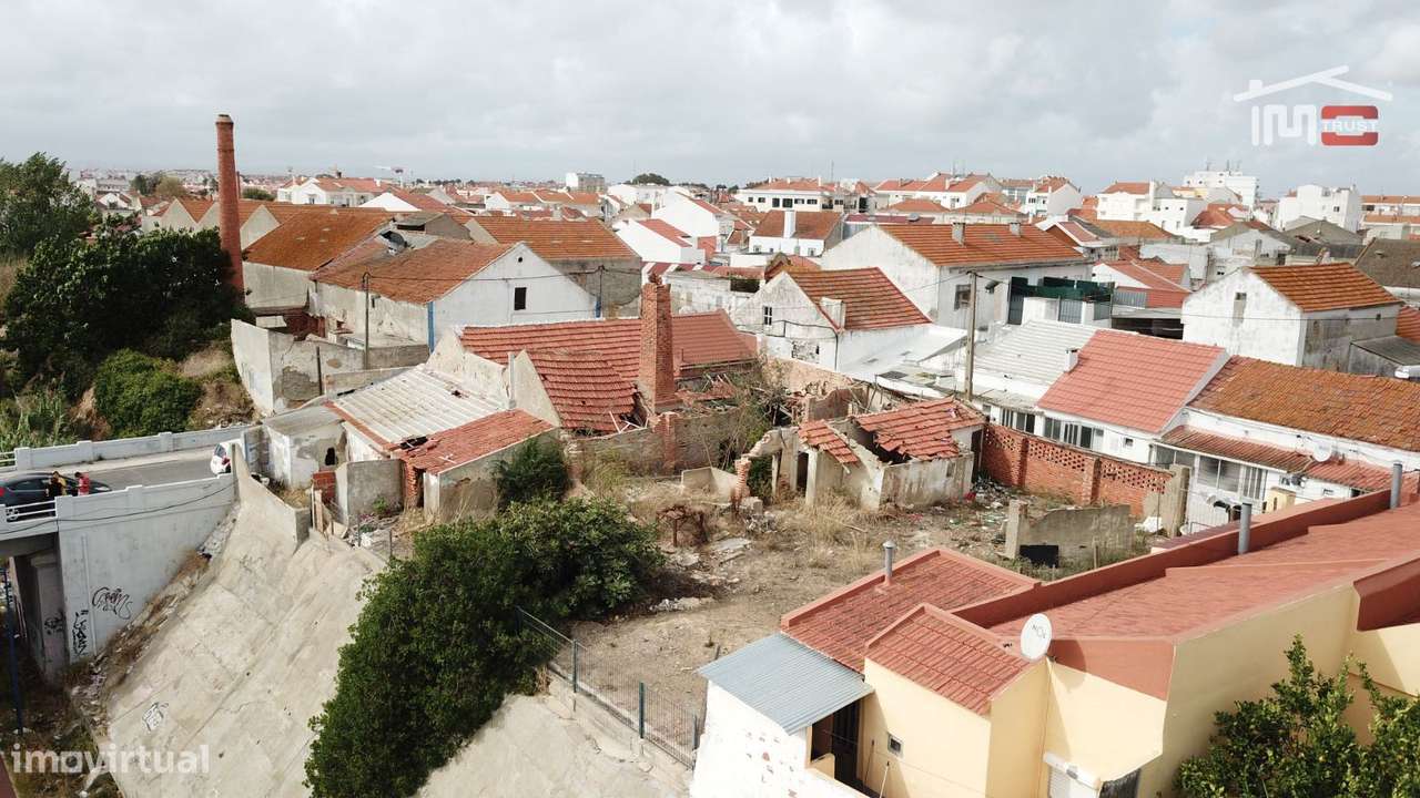 Oportunidade Única: Terreno Urbanizável no Centro do Montijo com Vi... - Grande imagem: 5/25