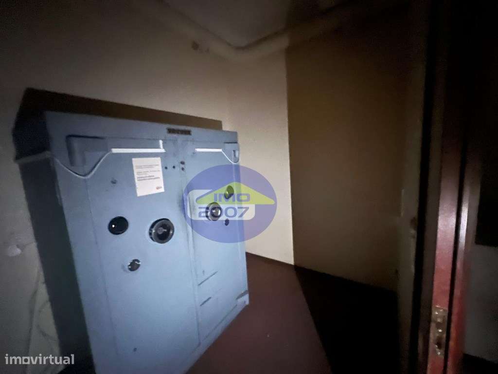 Loja em São Paio de Oleiros-20