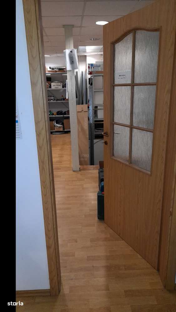 Casa zona 15 Noiembrie, 5 incaperi,suprafata utila 230 mp,teren 346 mp - Imagine principală: 5/18