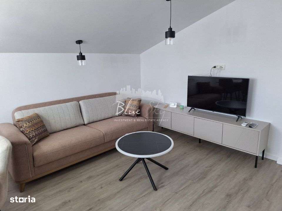 Apartament cu 3 camere in Centrul Vechi - Imagine principală: 2/12