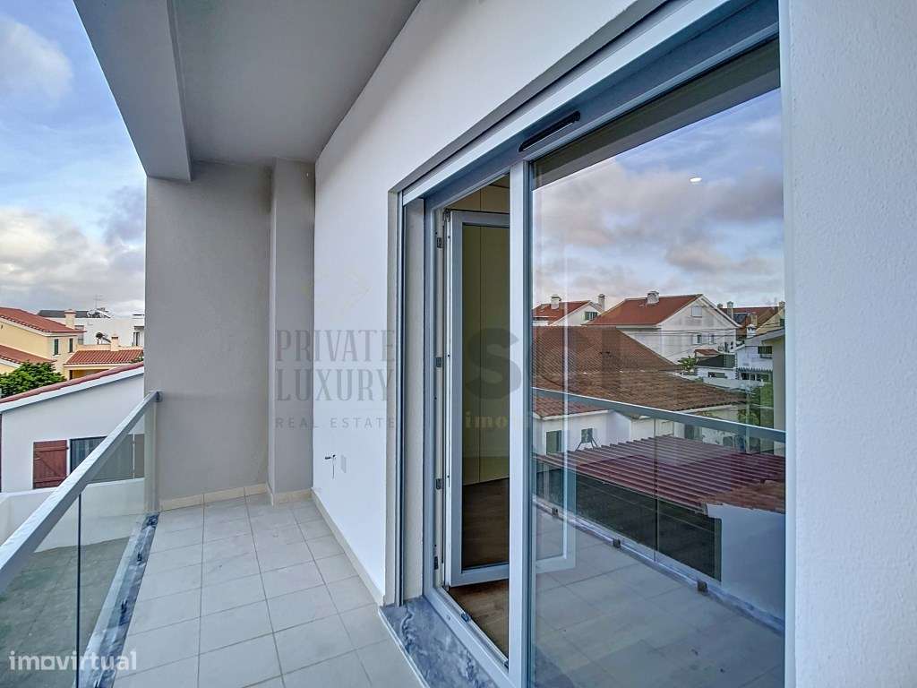 Moradia T3 em Fernão Ferro com Pérgula e Logradouro-35