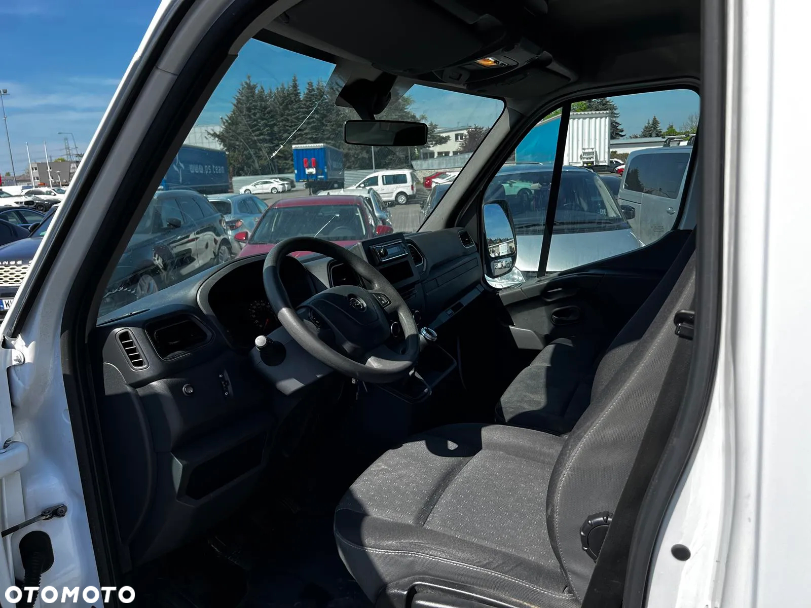 Opel Movano 2,3 BiTurbo FWD 120kW/163KM z zabudowa kontenerową wew. 4200x2200x2300 - 10