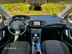 Peugeot 308 1.6 THP Allure - 9