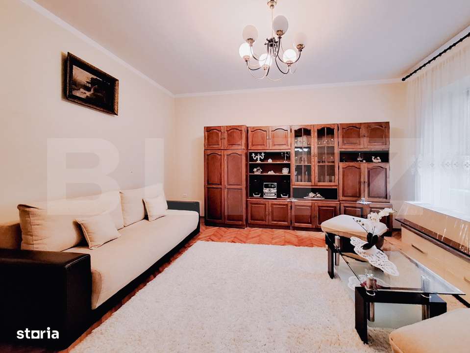 Casa cocheta in zona centrala cu potential si functionalitate excelent - Imagine principală: 4/12