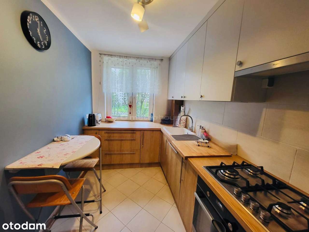 3 pokojowe mieszkanie - 300 metrów od stacji metra-5