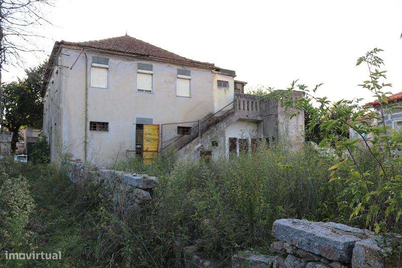 Propriedade c/ 1.800 m2 com  5  artigos urbanos em S. Vicente - Braga-14