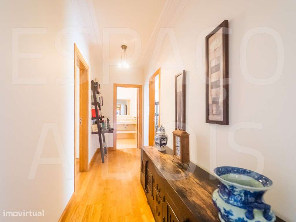 DESLUMBRANTE! Condomínio Privado com porteiro residente, vigilância...-53