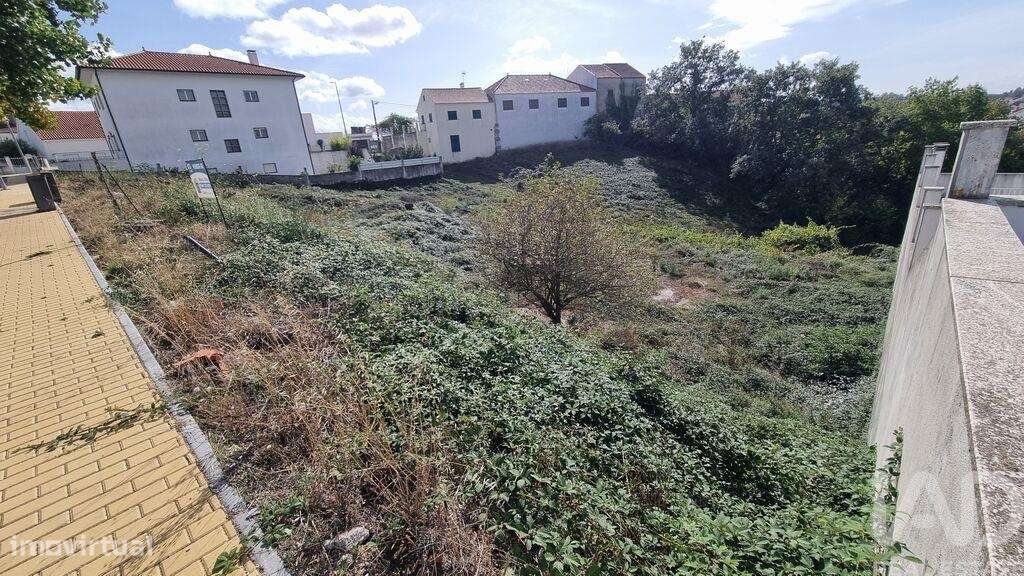 Terreno para construção em Sabugal e Aldeia de Santo António de 360,00 - Grande imagem: 2/12