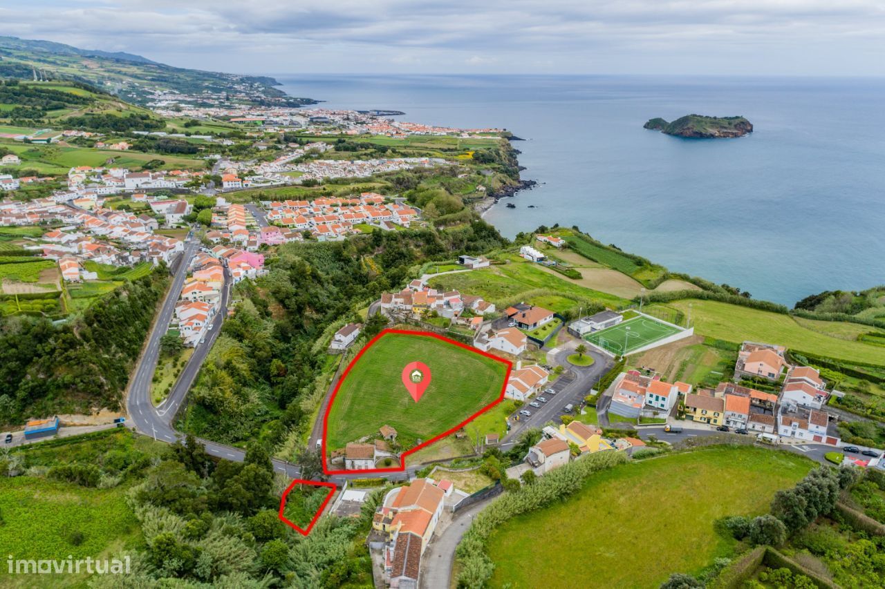 Terreno misto com 5960 m2 em Água de Pau