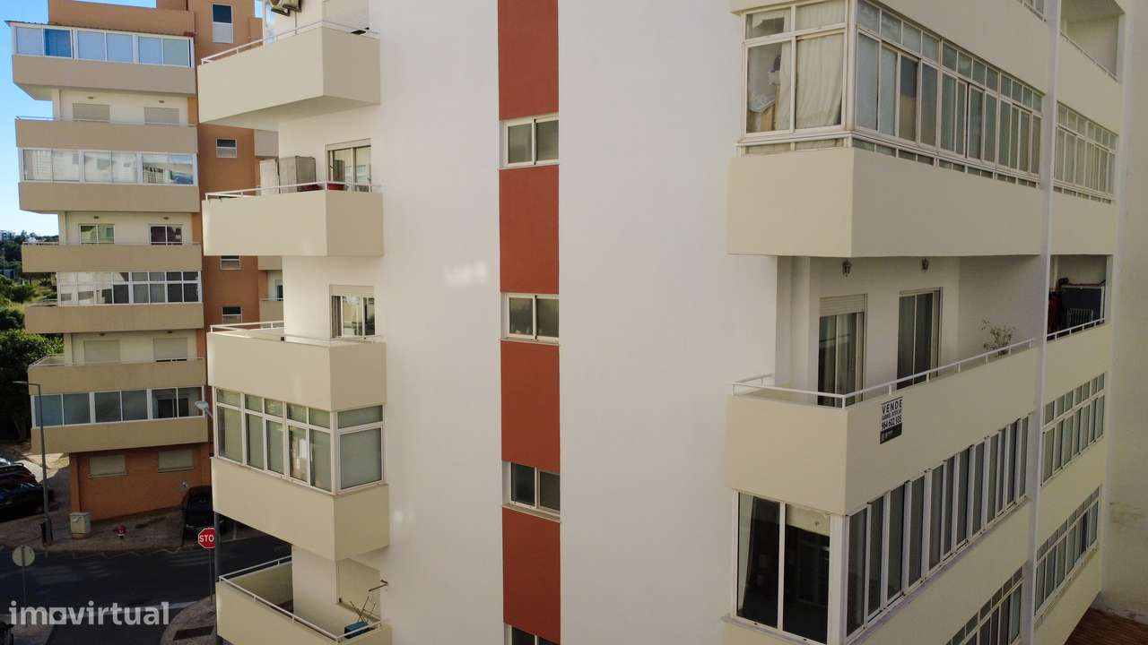 Apartamento T2 na Urbanização da Raminha em Portimão!-5