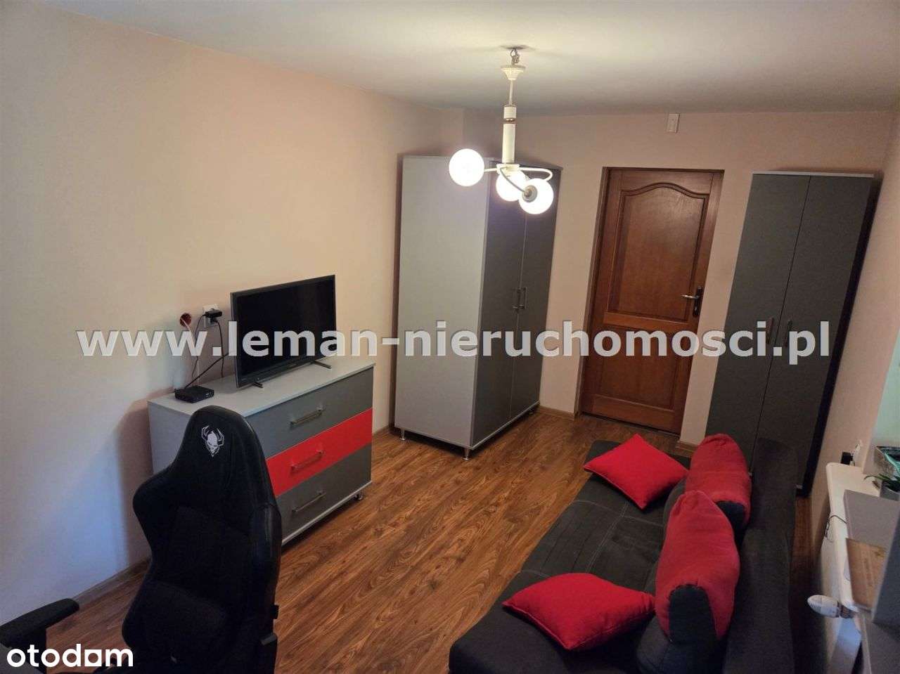 Siedlisko z prywatnym stawem, lasem i gruntami-13