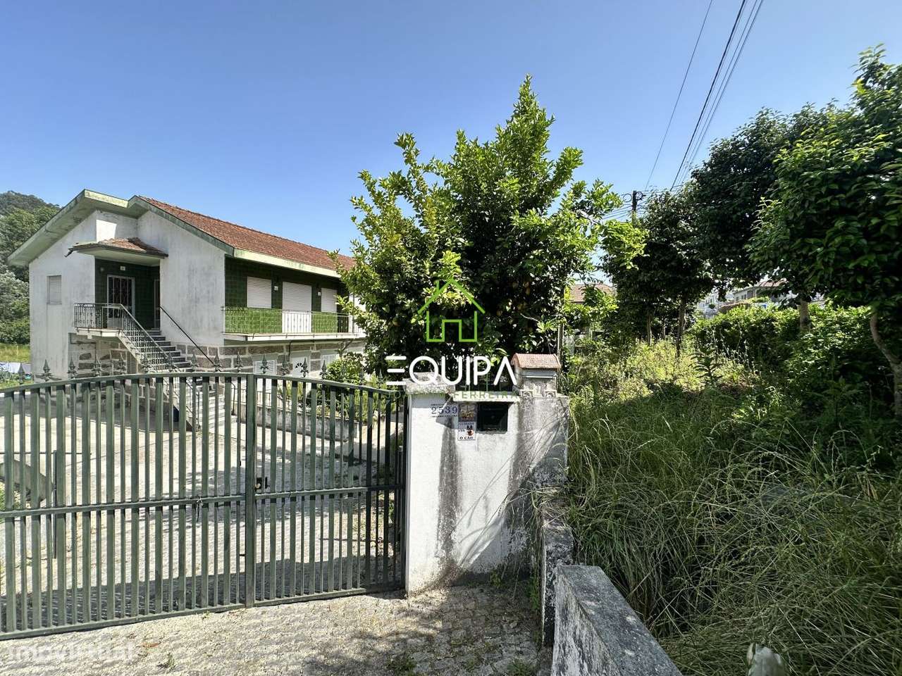 Moradia individual com UM T3 E DOIST2-9