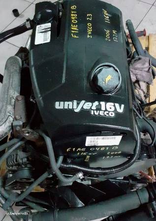 motor iveco 2.3hpi 116cv ano 2006 F1AE0481B caixa 5 velocidades traseira - 1