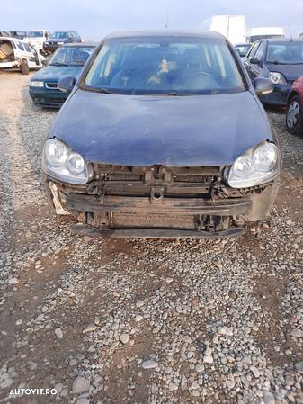 Dezmembrari/Dezmembrez Volkswagen Golf 5 - 1