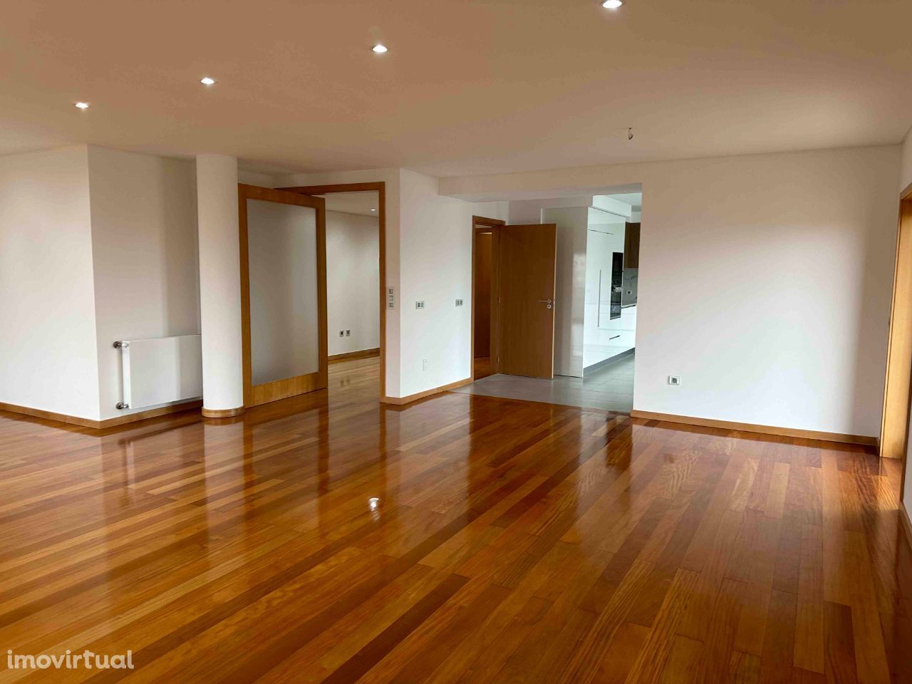 Apartamento com 4 quartos no centro de Vila Nova de Gaia