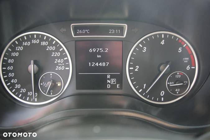 Mercedes-Benz Klasa B 200 CDI (BlueEFFICIENCY) 7G-DCT - 10