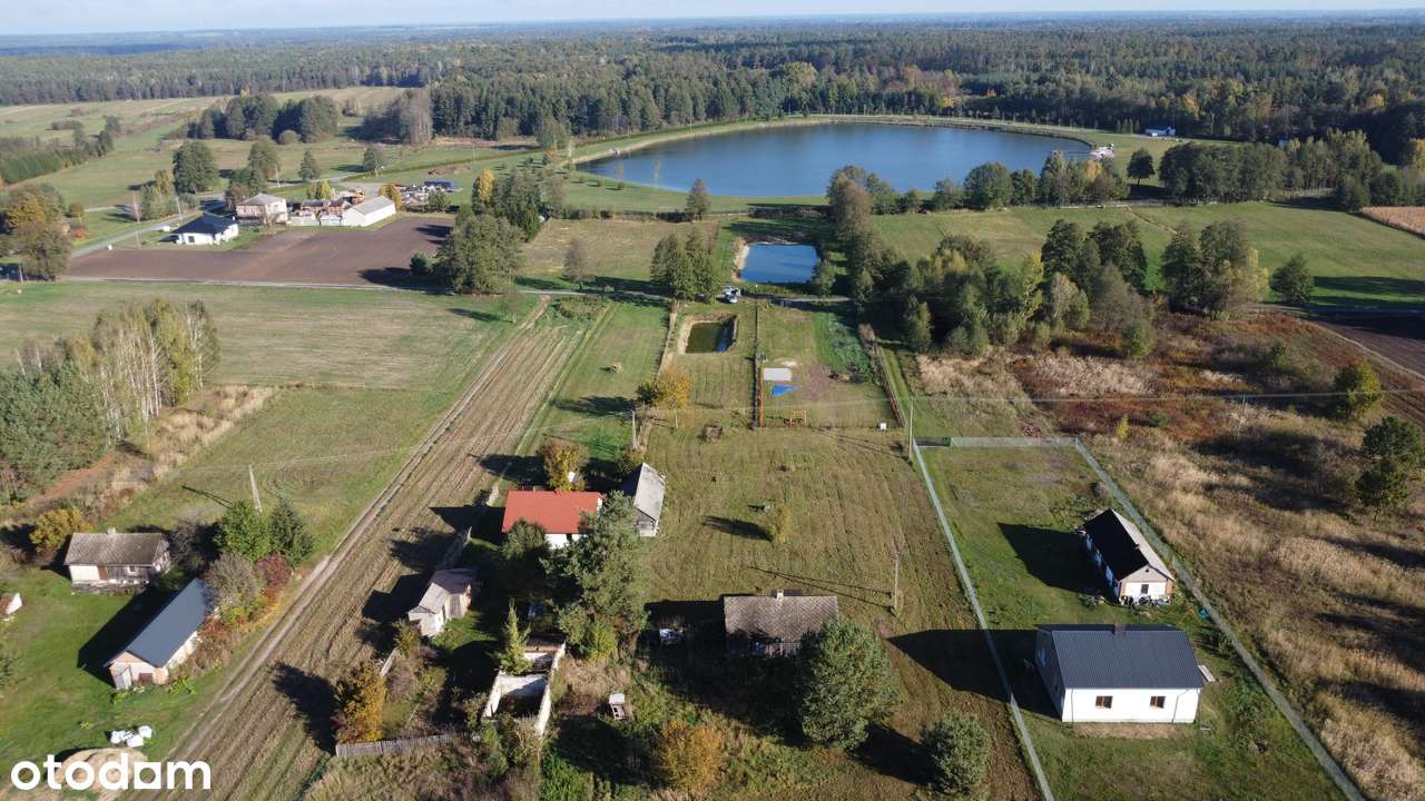 Atrakcyjna działka budowlana z prywatnym stawem-1