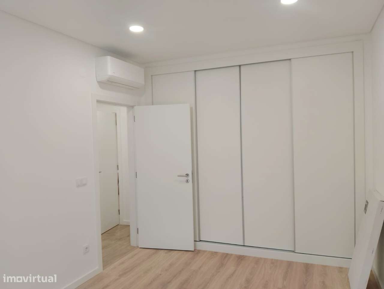 Apartamento T1 Centro Pinhal Novo-10