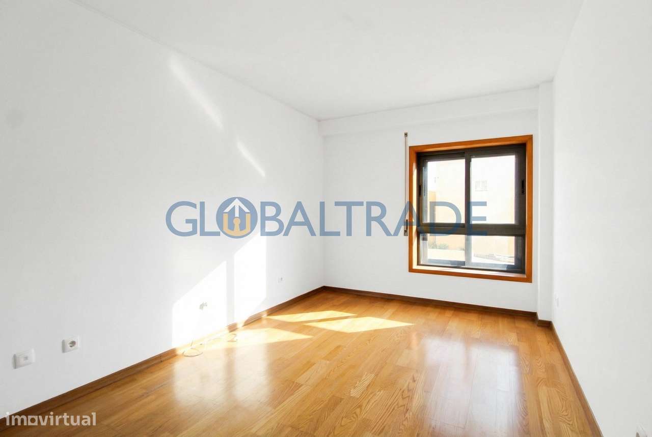 Apartamento T3 Renovado - Condomínio Fechado em Rio Tinto-19