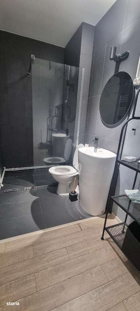 Se închiriază studio,in casă ,  in cart. Orizont - Imagine principală: 2/5