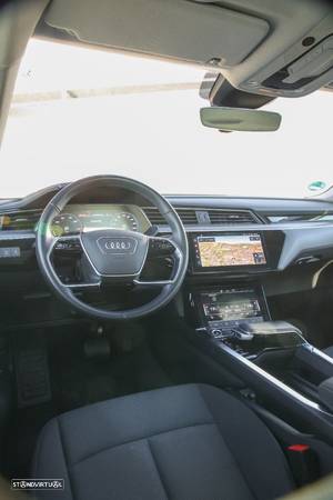 Audi e-tron 50 quattro - 36