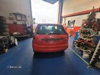 Ford Fiesta 1.4 TDCI de 2006 ás Peças - 4