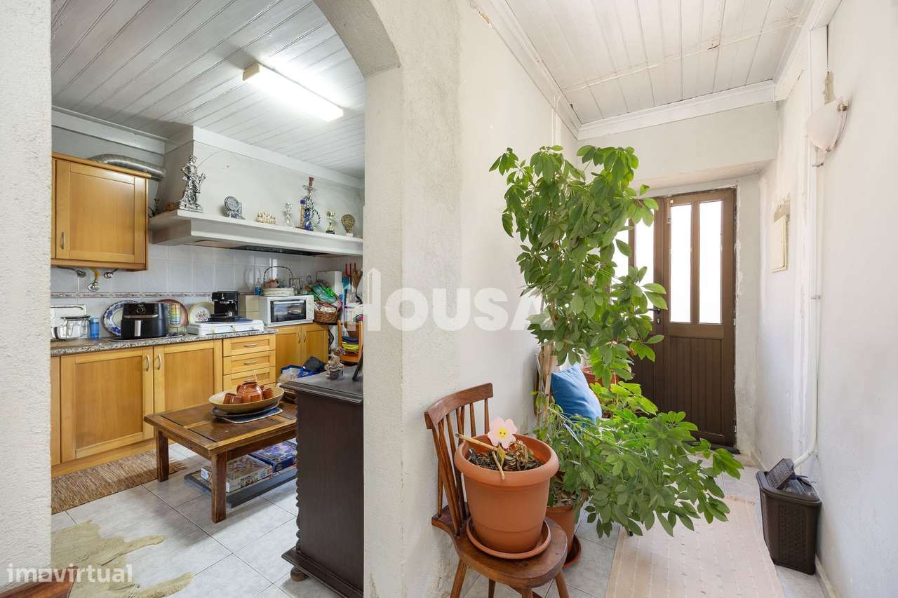 Moradia T3 com terreno de 2.157 m² – Raposeira, Colmeias | Leiria-29