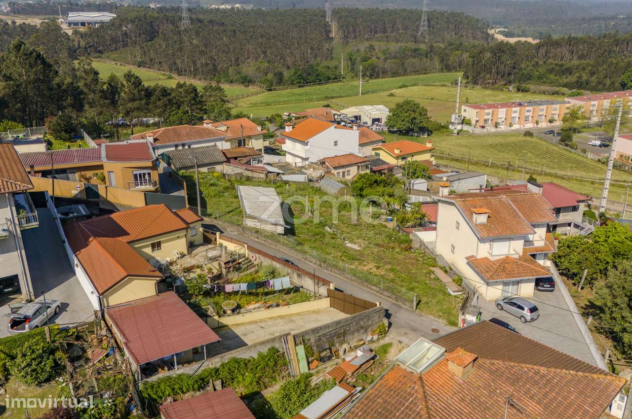 Terreno com 950m2 de construção na Trofa - Grande imagem: 2/19