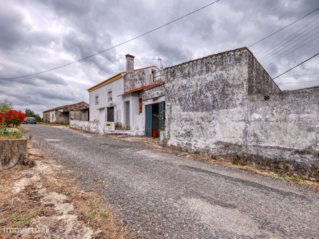 Moradia de 2 pisos com Terreno e Garagem I Vinha Velha - Mação - Grande imagem: 2/50