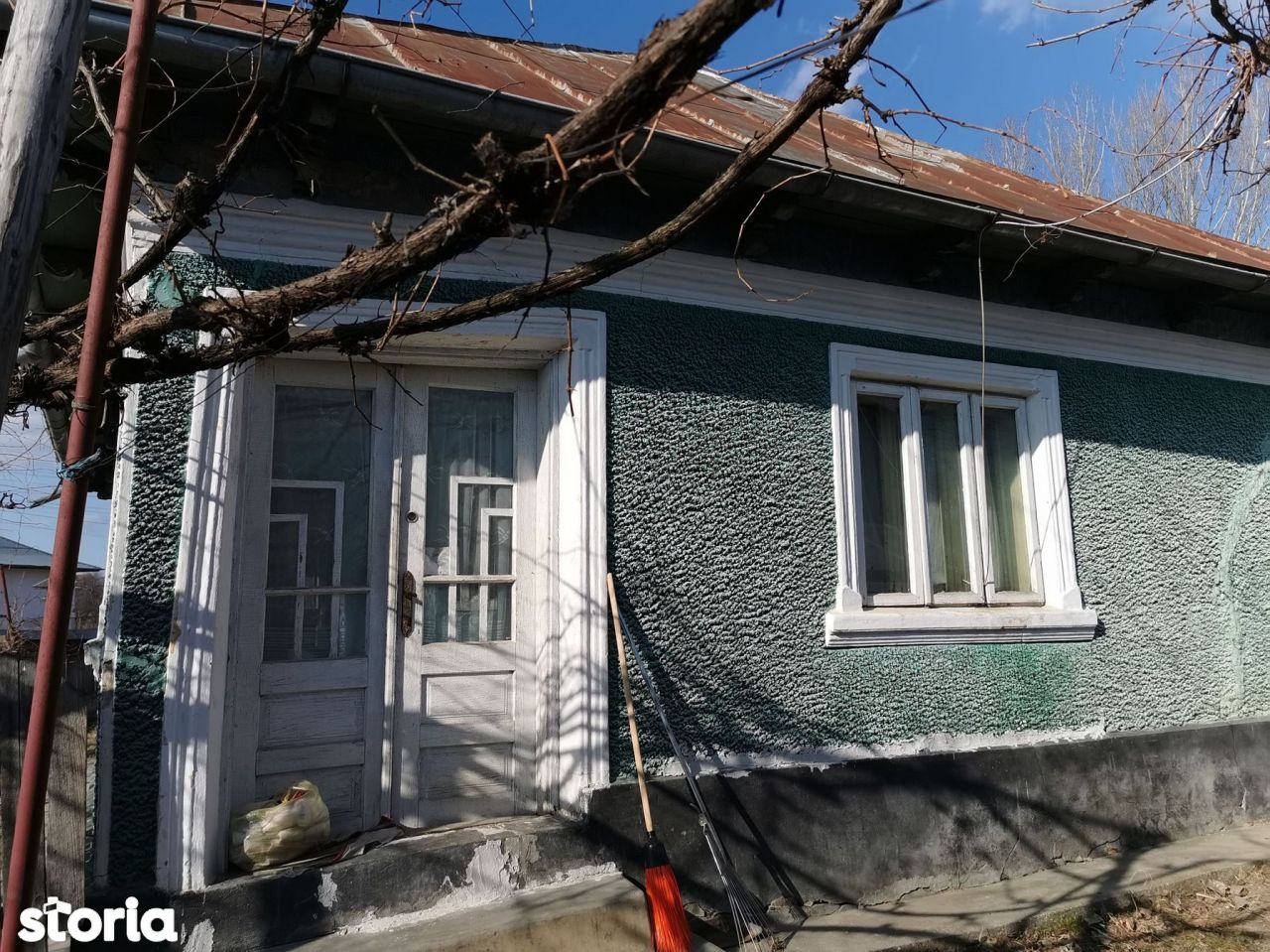 Casa comuna Girov