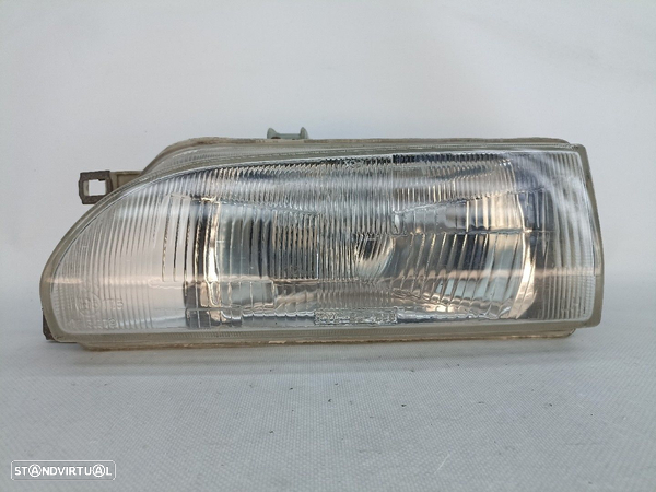 Optica Farol Esquerda Esq Toyota Corolla Compact (_E9_) - 1