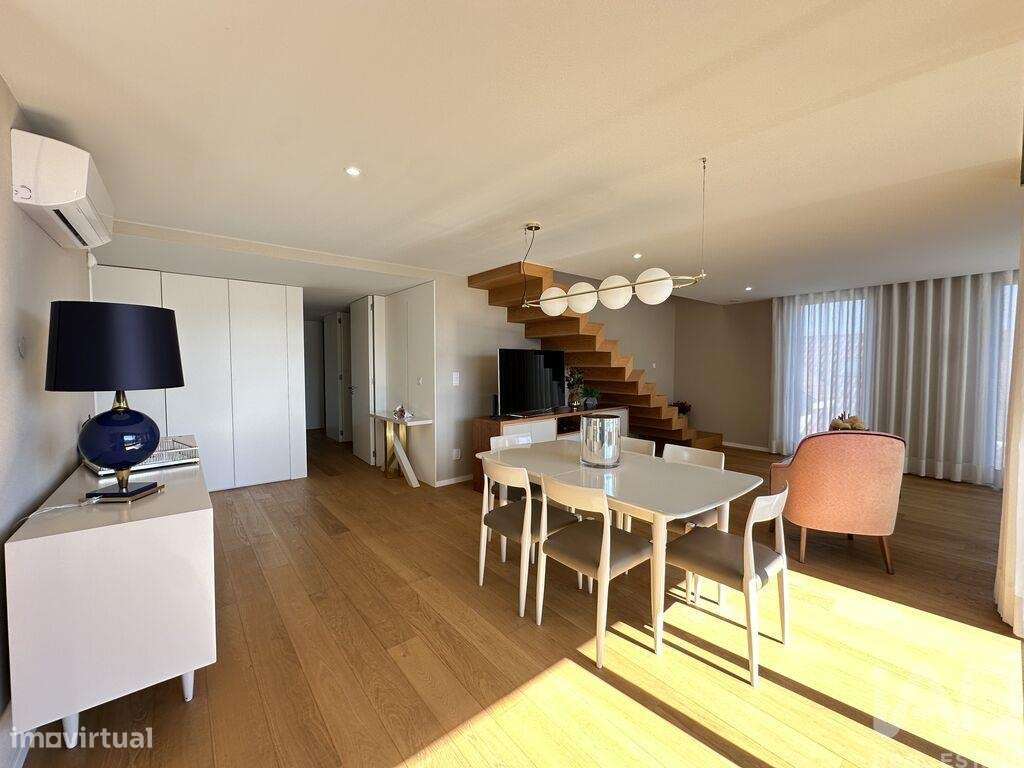 Apartamento T2 em Viana do Castelo e Meadela de 108 m2 - Grande imagem: 3/34