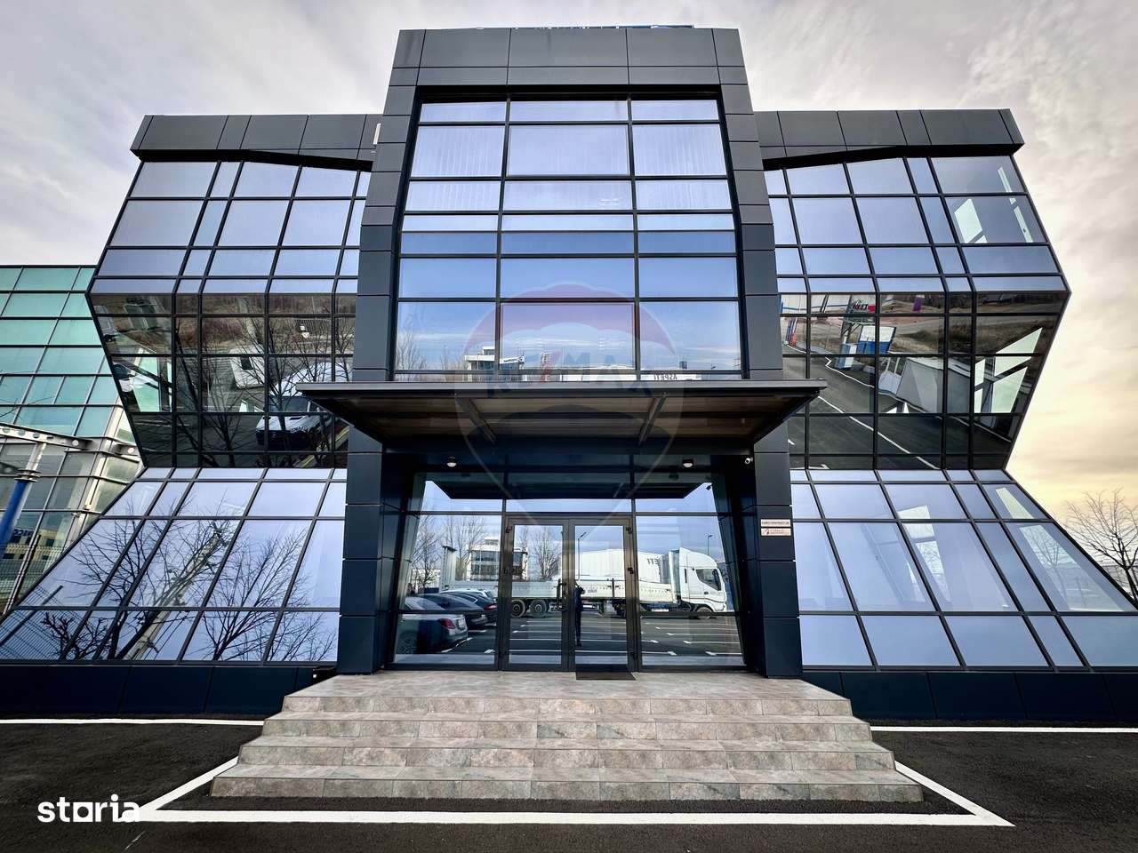 FABRICA | HALA +Teren 8300mp | Acces direct la A2 - Imagine principală: 1/18